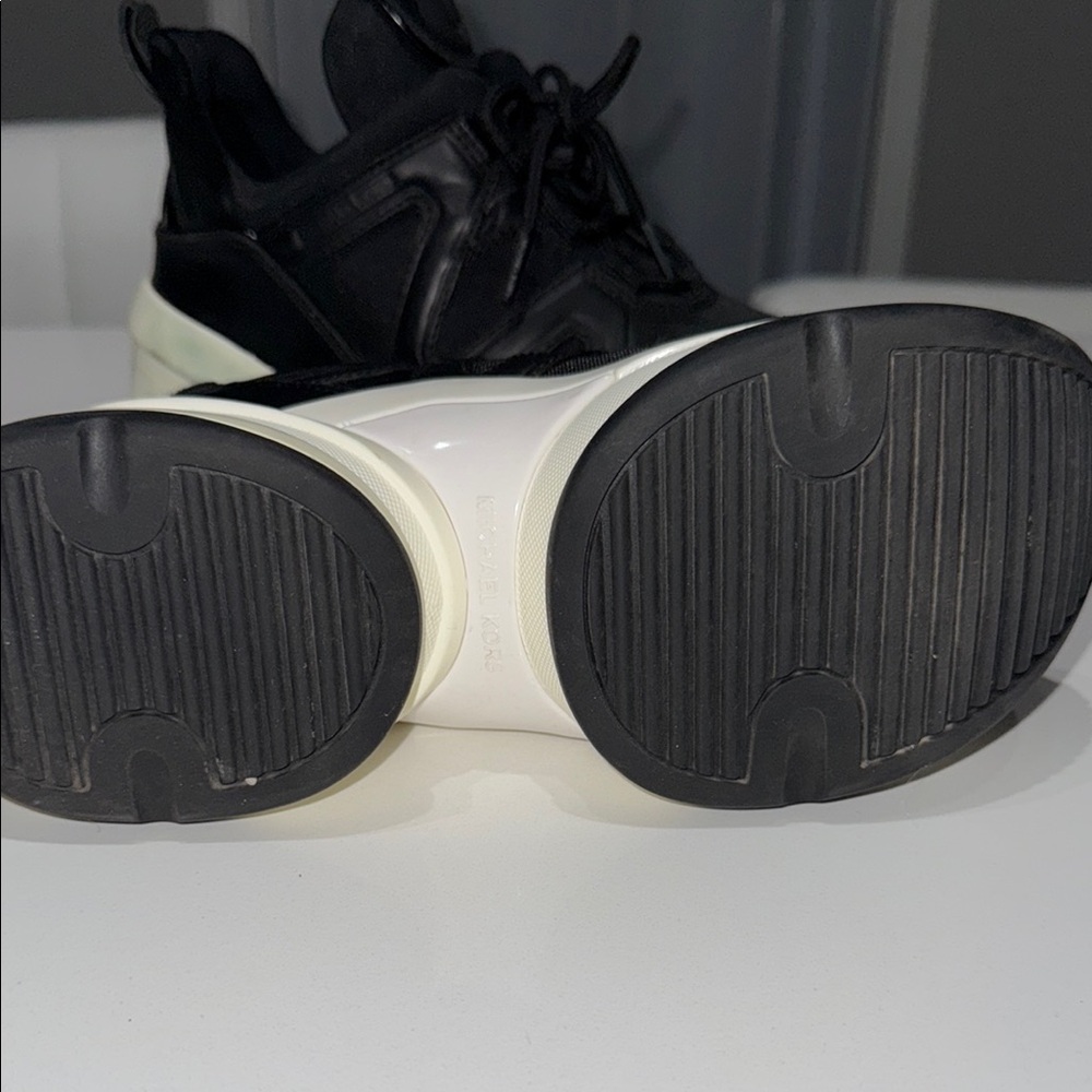 Stylish Black Women's Sneakers Michel Kols - Picture 3 of 9